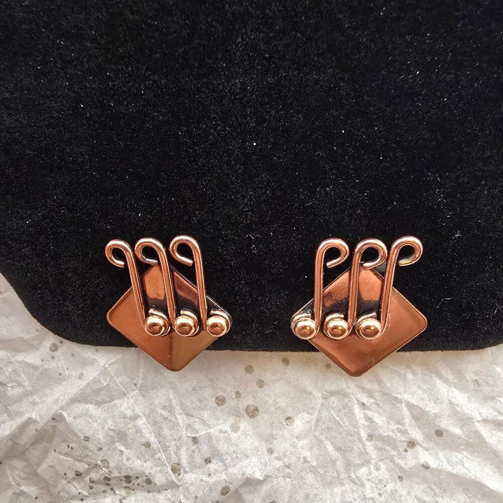 Vintage Renoir Copper 3 Musical Notes Clip-On Earrings - Picture 3 of 9
